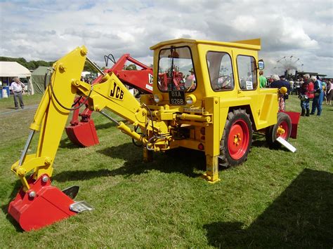 jcb gravedigger